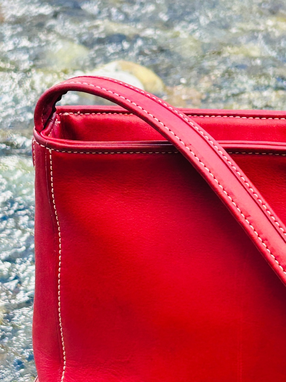 Vintage Coach 9309 Red Bleecker Top Zip Shoulder Bag Made in the USA 🇺🇸 - Picture 4 of 13